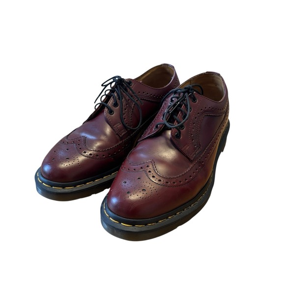 Dr. Martens 3989 Brogue Shoes England Unisex Cherry Red Mens 10 US